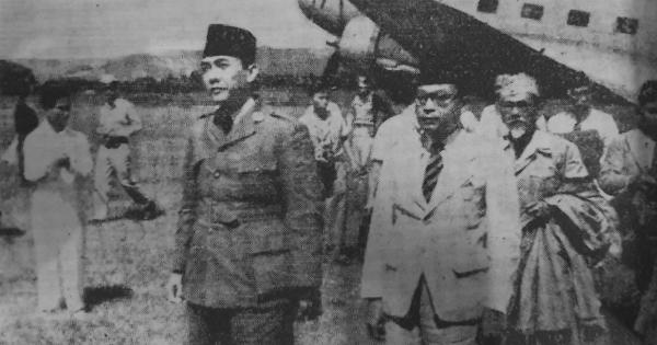 Sukarno, Mohammad Hatta, dan Haji Agus Salim kembali ke Yogyakarta pada 6 Juli 1949. (Dok. Sri Margana).