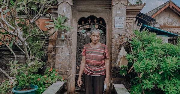Potret salah satu warga yang tinggal di Desa Penglipuran. (Fernando Randy/Historia.ID).