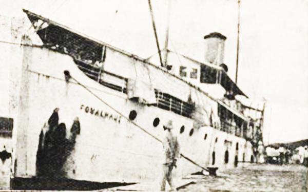 Kapal putih Fomalhaut. (Perpusnas RI).