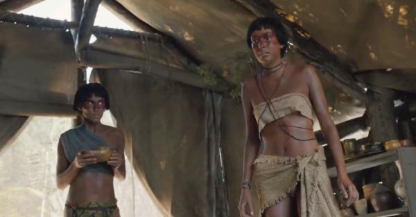 Karakter Zoraima yang merawat Papillon selepas kabur dari penjara (Foto: Ram Bergmann Productions)