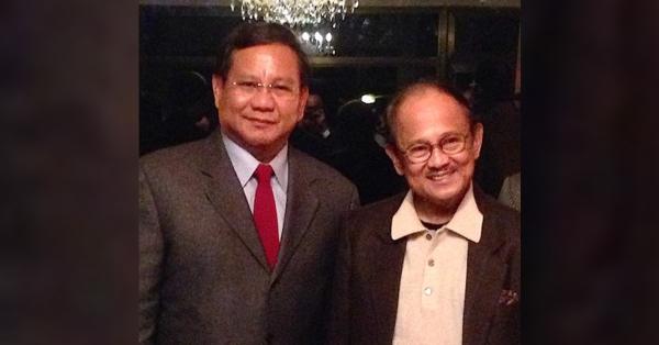 Prabowo Subianto dan B.J. Habibie bertemu di desa Kakerbeck, Altmarkkreis Salzwedel, Jerman, 2013. (Facebook Prabowo Subianto).