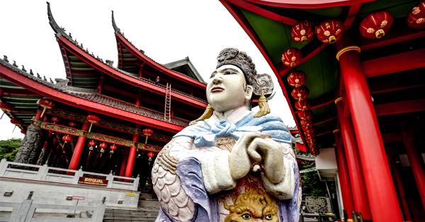 Salah satu patung di sudut Sam Poo Kong. (Fernando Randy/Historia).