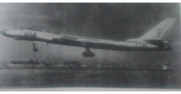 Pesawat Bomber Tupolev-16. Sumber: Puspen ABRI.