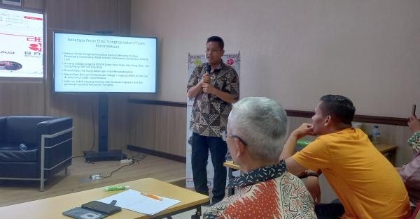 Zia Ulhaq, guru sejarah merangkap sekretaris MGMP Sejarah DKI Jakarta (Randy Wirayudha/Historia)