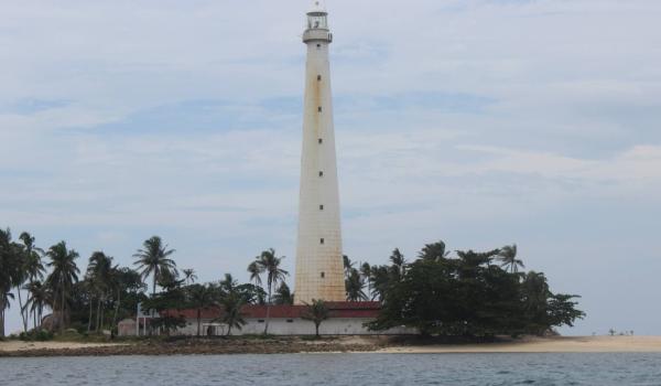 Pulau Lengkuas dengan warisan mercusuarnya yang sudah berdiri sejak 1882 (Randy Wirayudha/Historia)