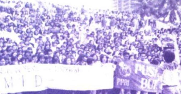 PPBI dan SMID mengorganisir demonstrasi. (Dharmasena, Agustus 1996).