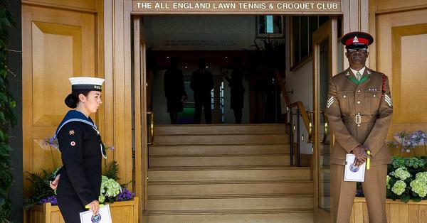 Ilustrasi Barisan Serdadu