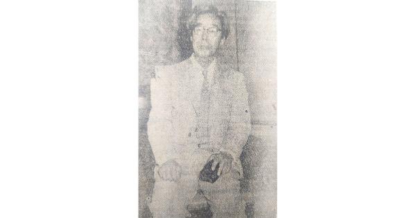 Kato Kensei, seniman Jepang yang membuat patung Kartini untuk Indonesia. (Djaja, 24 Agustus 1963)
