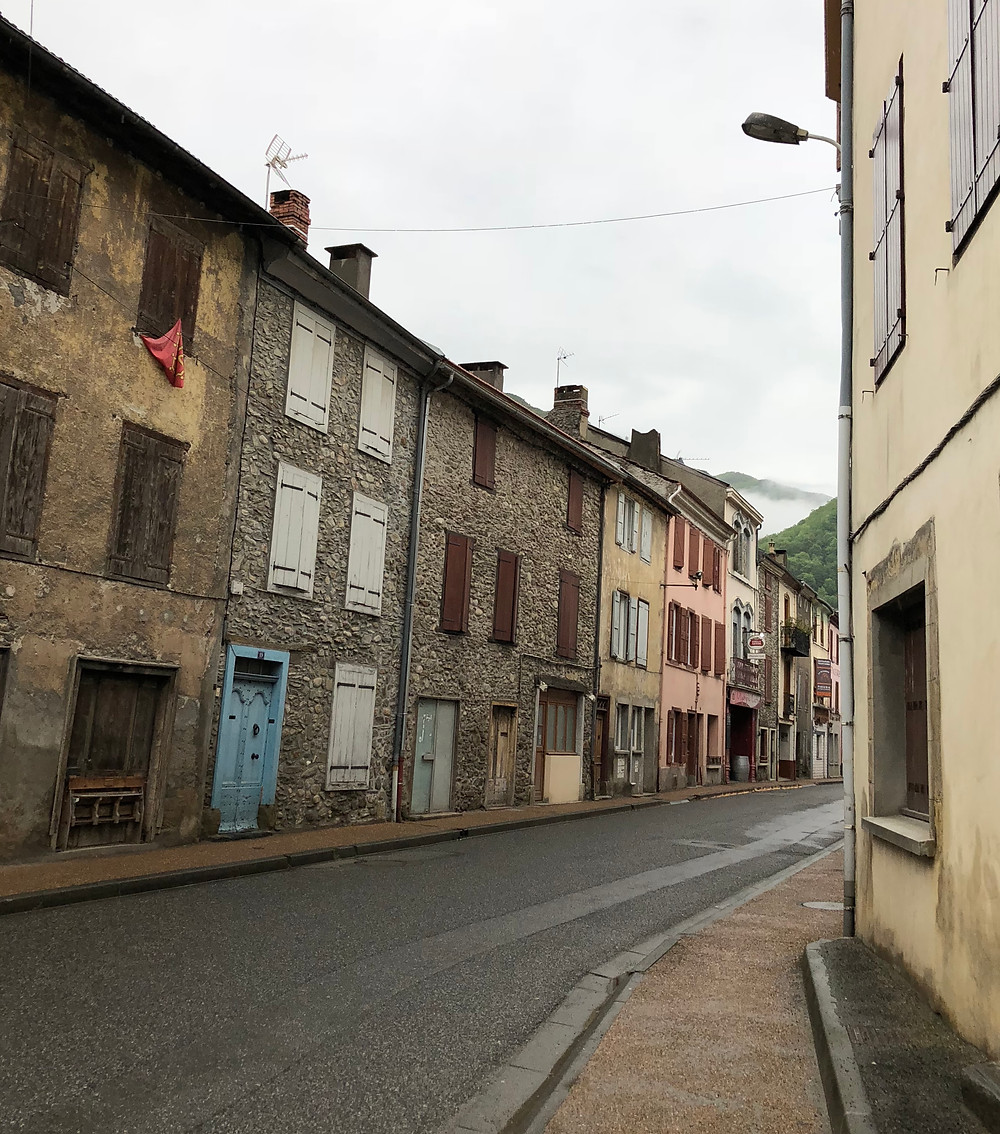 historic, village, houses, cobblestone, off the beaten path, France, travel, adventure