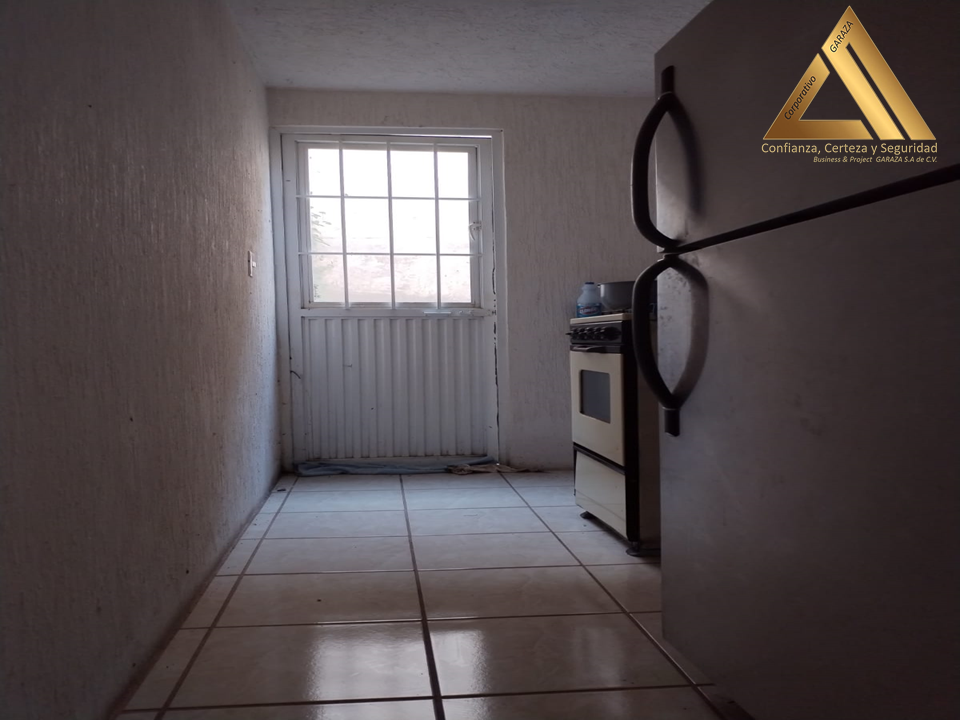 Miniatura: Casa Fracc. Lealtad