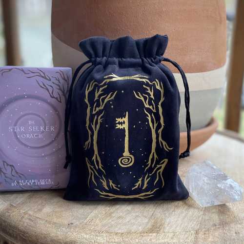 The Star Seeker Oracle 🇺🇸 | Love.Magic.Sparkles