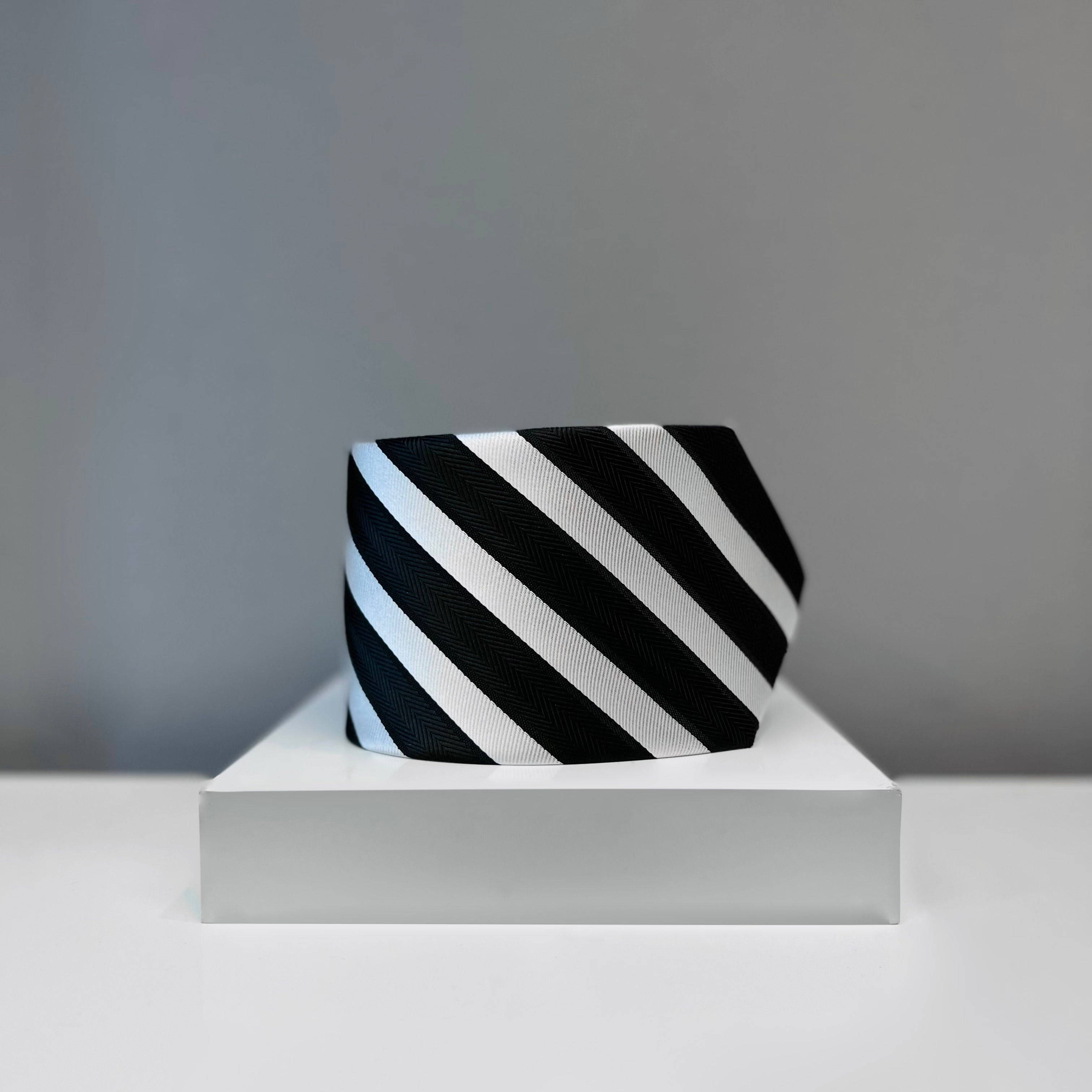 Gee Ricci - Black & white silk tie