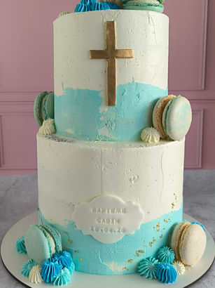 pâtisserie engagée localement, sur commande dans le Gard et Hérault. Pour un mariage, anniversaire, une occasions. Des pâtisseries, tartes, entremets, macarons, choux, cake design, pièce montée, layer cake, cup cake, biscuits, brioche