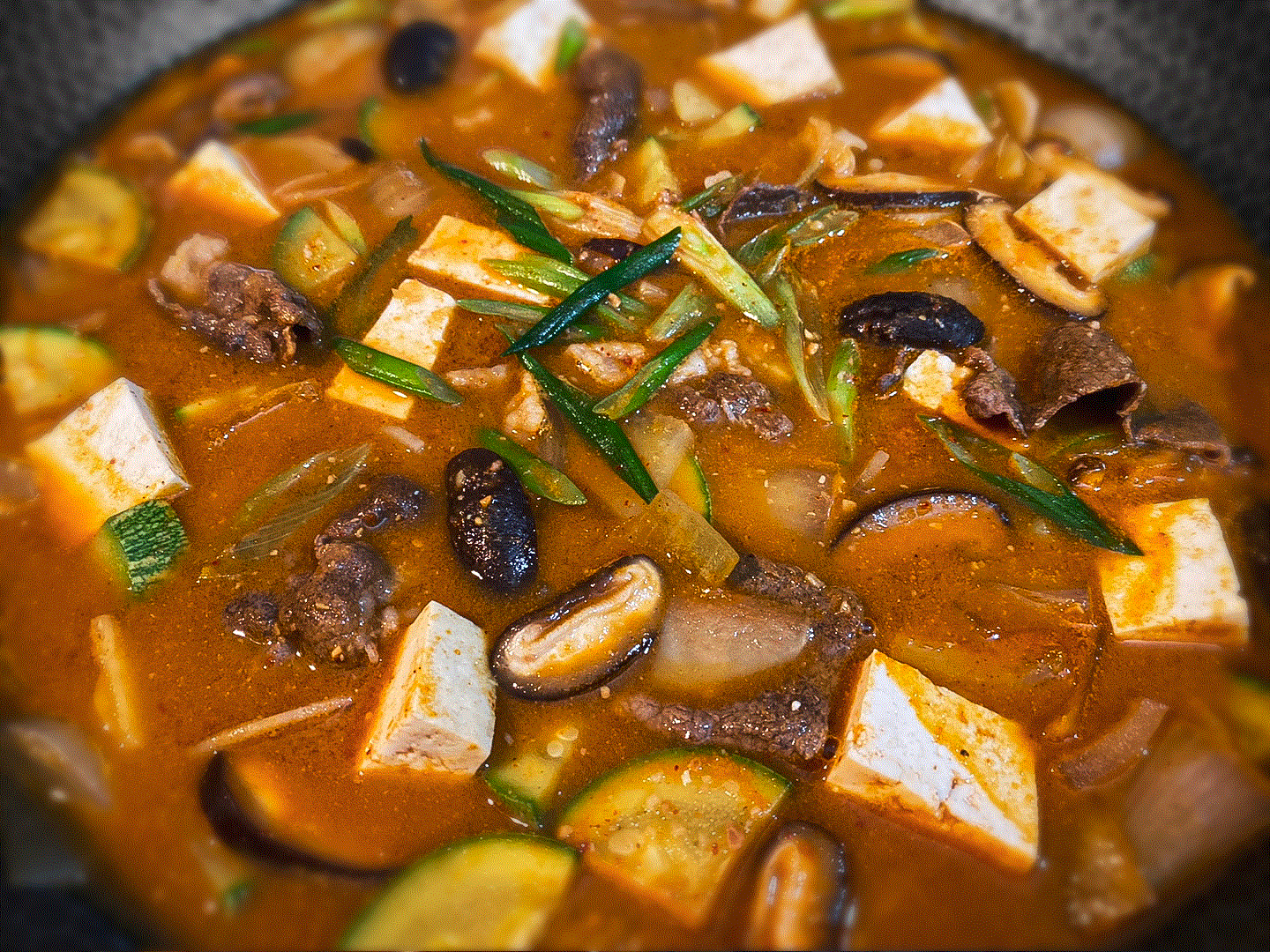 Soybean paste stew with beef brisket