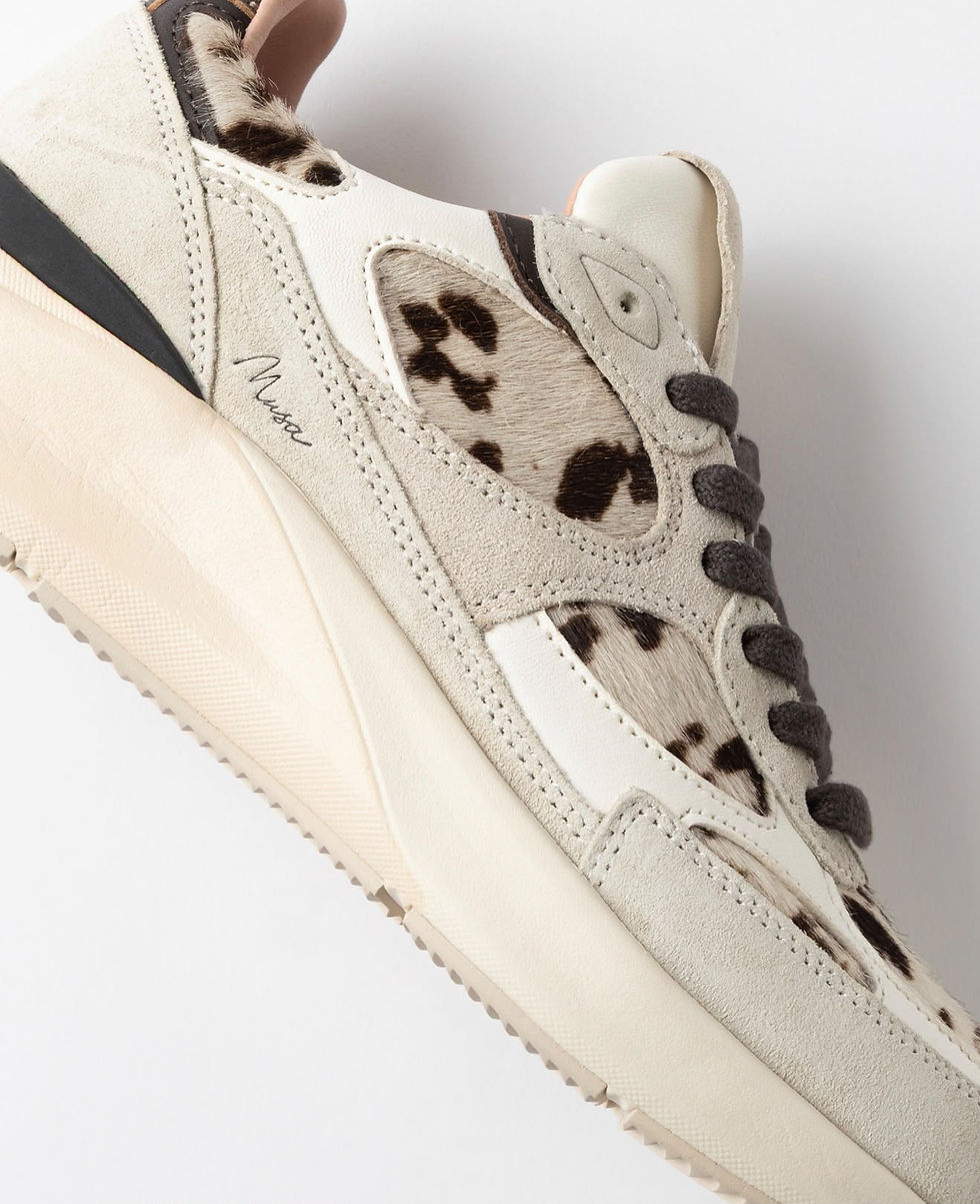 Miniatura: SNEAKERS