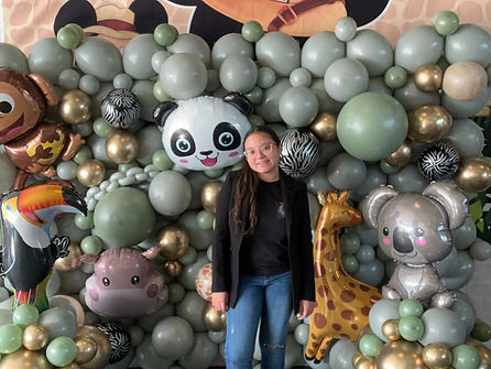 The Jungle Balloon Wall with Two Figures