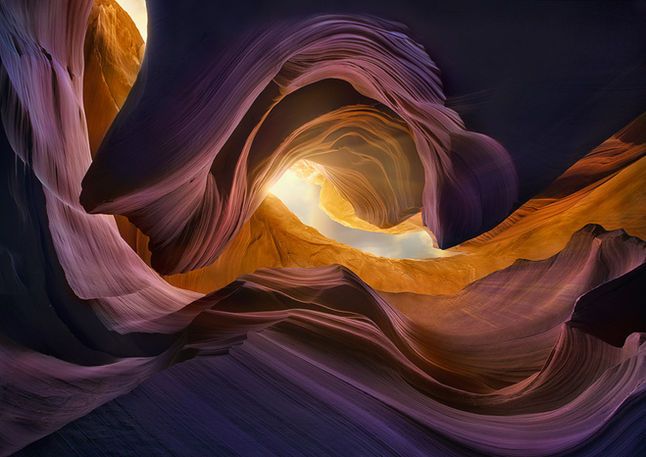 Windy Tuesday at The Sedona Artist Market!