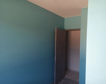 peinture chambre rénovée à coolus.jpg