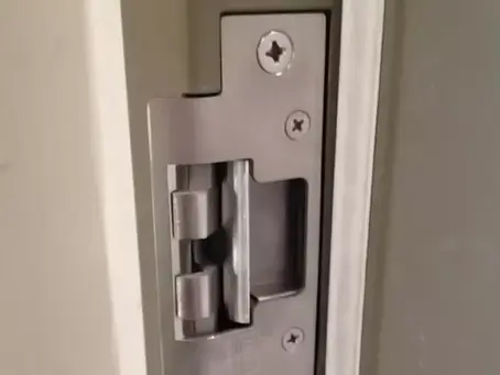 Maintenance Guide: Mag Lock vs Electric Strike