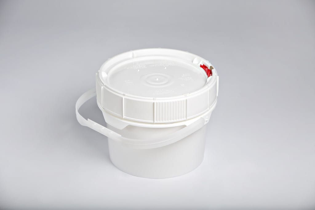 2.0 Gallon Screw Top Pail & Cover, UN Rated, White