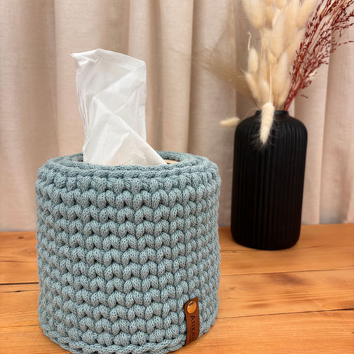 Taschentücherbox handgehäkelt aus Baumwollkordel mit Birkenholzdeckel