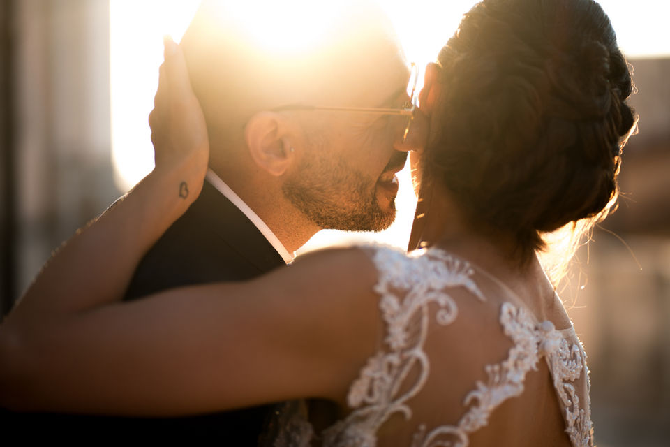 Sguardi complici degli sposi - Fotografo matrimoni Calabria