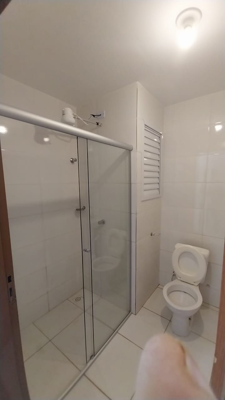 Miniatura: Apartamento a venda no Residencial M Castro IX, Parque Marajó, Valparaíso-GO