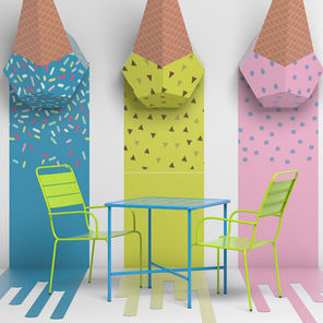 Hudson’s Bay Scoop Up Summer Window Display 