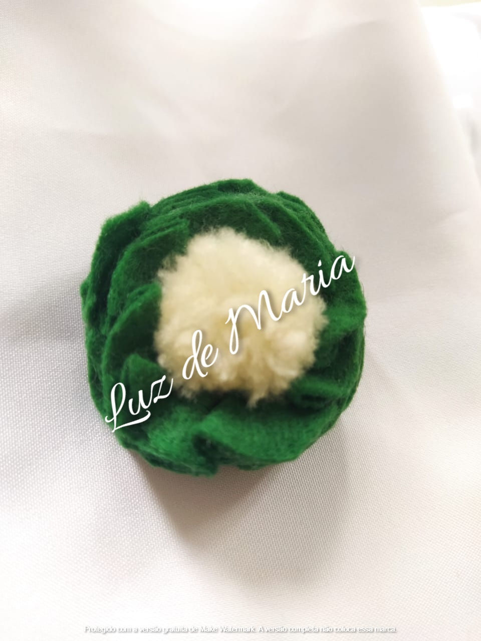 Rosette Felt and Wool Cod: 0305