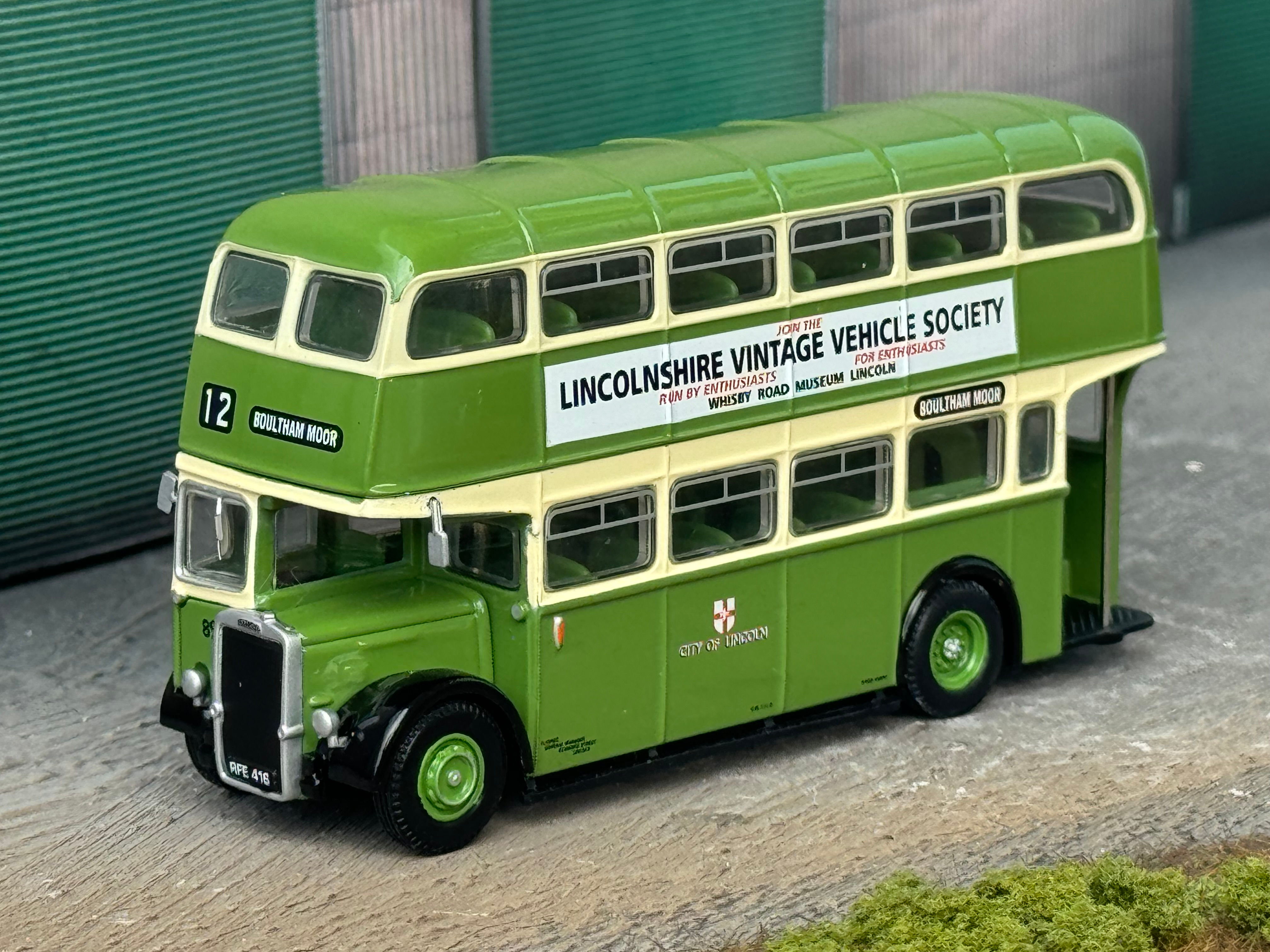 Corgi OM41403 - Leyland PD2 - City of Lincoln - Pre-owned Model