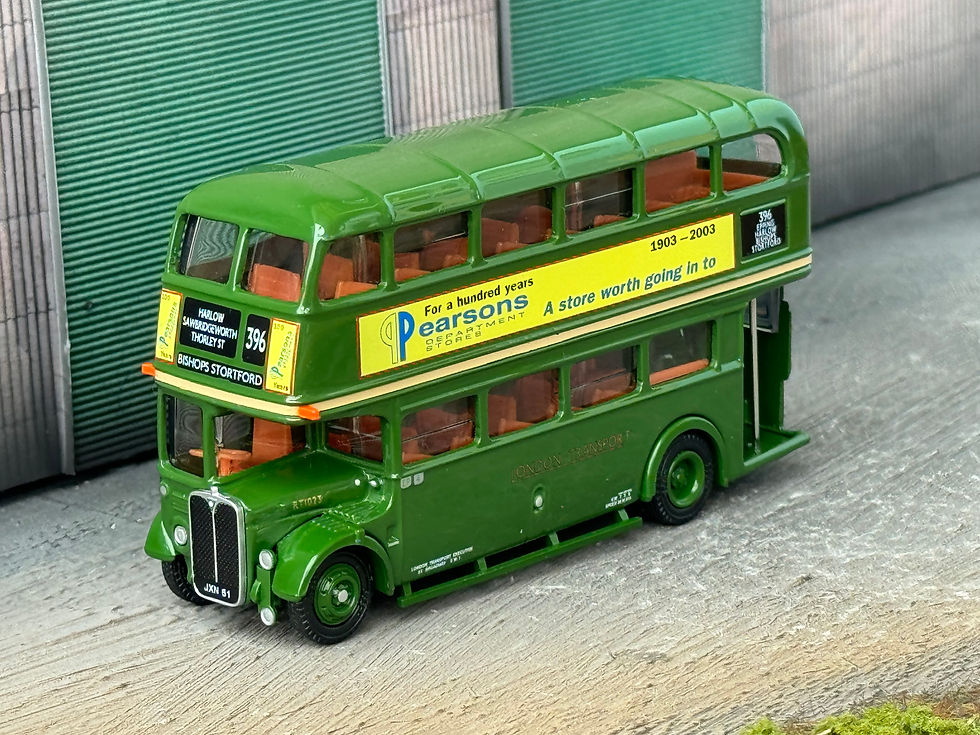PRE-OWNED EFE 10132 - London Transport - AEC RT