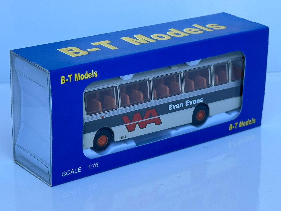 Thumbnail: B-T Models - B016B -Evan Evans - Leyland Leopard Duple Dominant