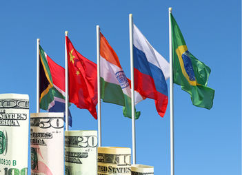 What is De-dollarization and What is its Impact on the Price of Gold?