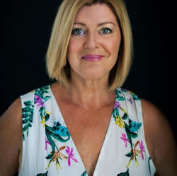 Lea Duffy Celebrant