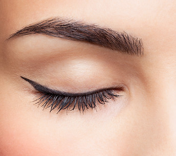 Eyeliner Tattoo - Permanent Makeup