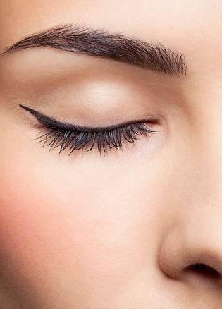 Close-Up Eyelid