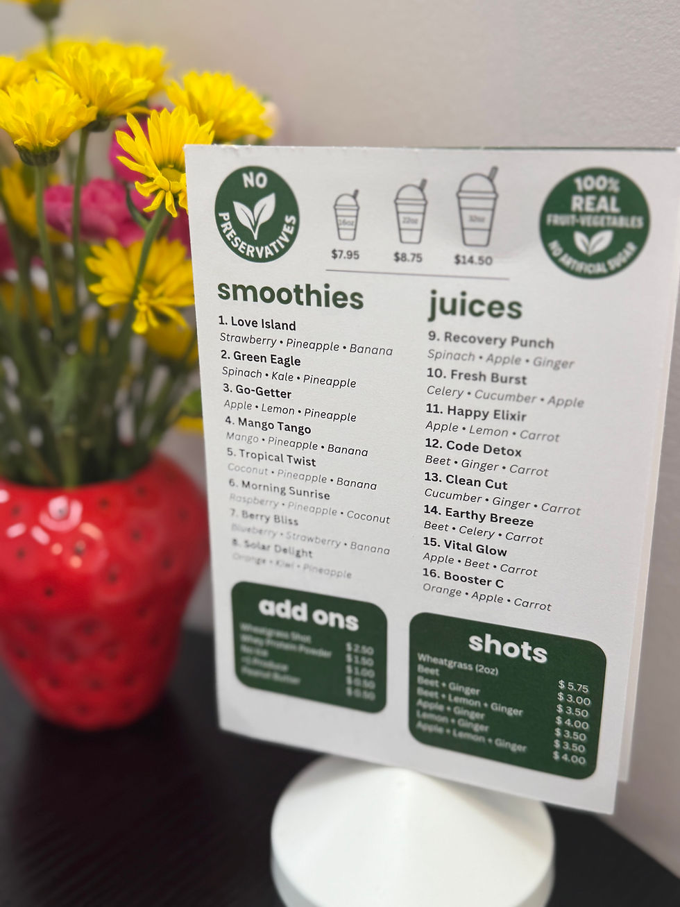 Colorful Smoothies & Juice Bar Brings Fresh, Fruit-Filled Drinks to Old City