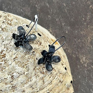 west coast gallery piha auckland art exhibition artist michele johnson jeweller jewellery