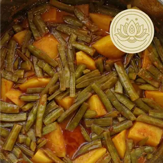 sobhna's guar and potato curry