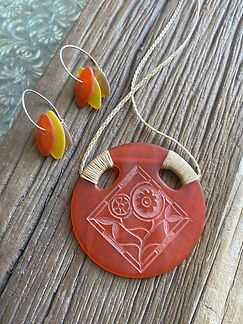 west coast gallery piha auckland art exhibition artist judy newton jeweller jewellery glass ceramic