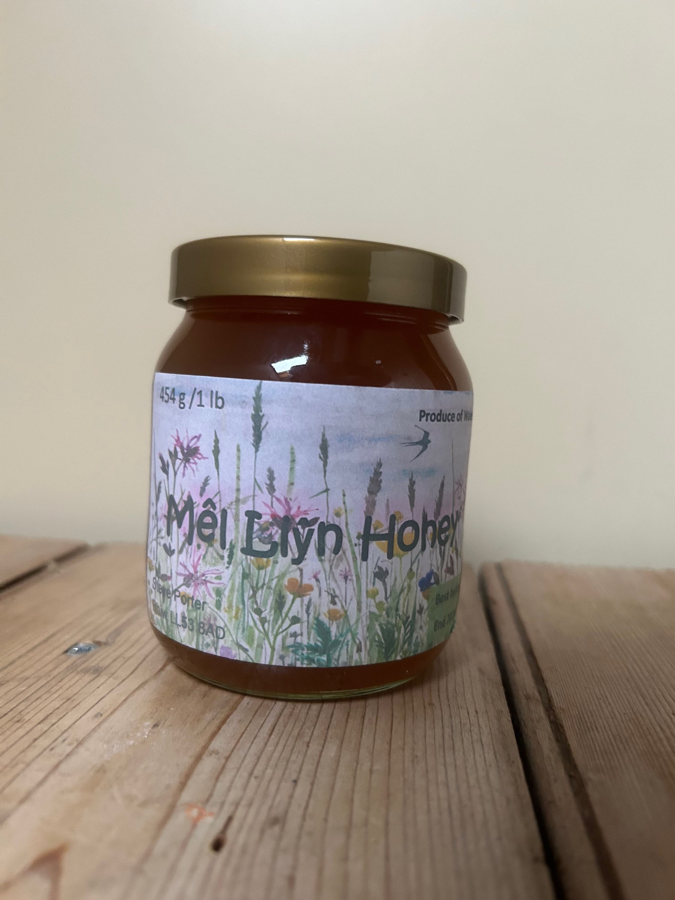 Large Jar of Local Honey -Llyn Honey 