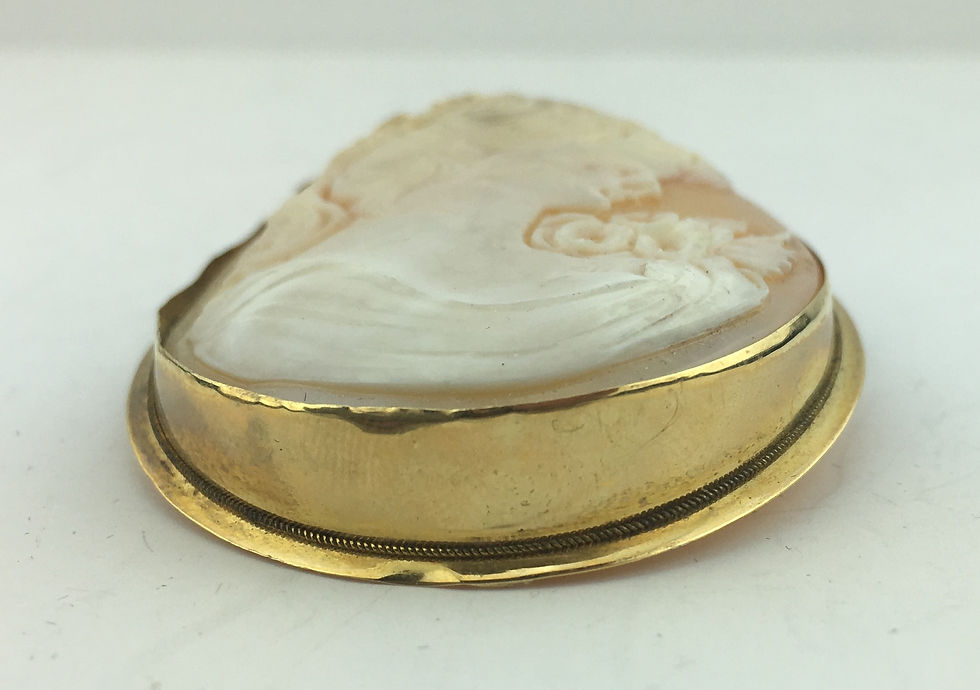 Thumbnail: 14K Yellow Gold, Large Cameo Brooch & Pendant