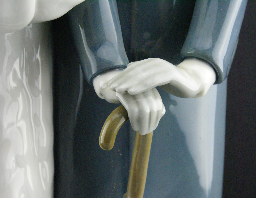 Thumbnail: Lladro, On The Town #1452