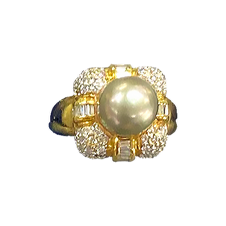 Yellow Gold Diamond & Black Pearl Ring