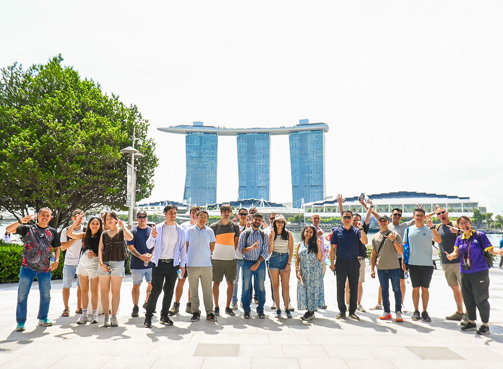 Singapore Tours_Private Tours_Tour Guide Helena with Guest at Raffles Hotel (1).avif