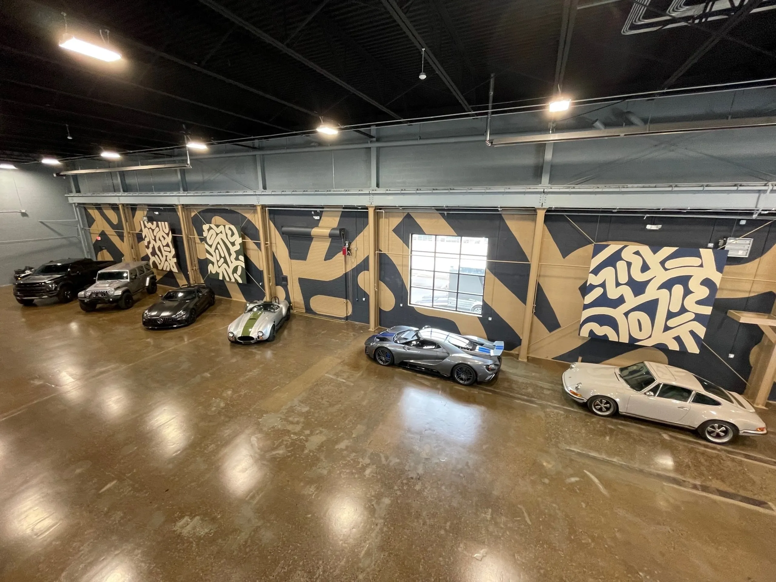 Mike_Han_The_Stash-paragon-art-collective.jpg
