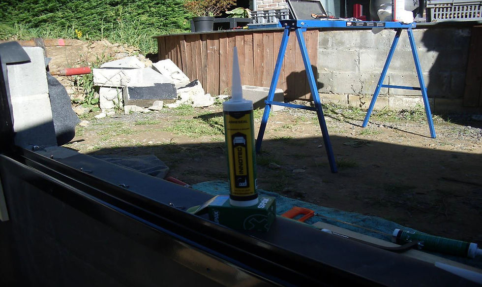 choix de la colle pour la vitre du bassin