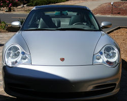 Porsche-front