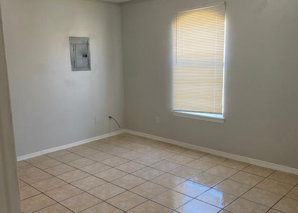 PHOTO-2022-08-11-08-19-40 6.jpg