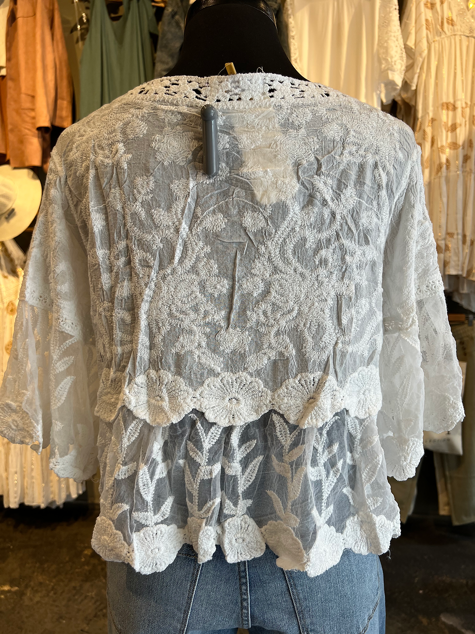 Miniatura: Blusa encaje corta 92